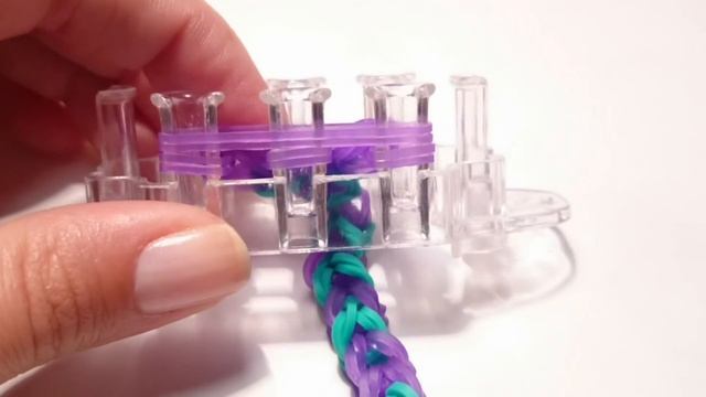 Брелок ЗМЕЙКА из резинок, на станке МОНСТР ТЭИЛ, Радужки Rainbow Loom смотреть онлайн