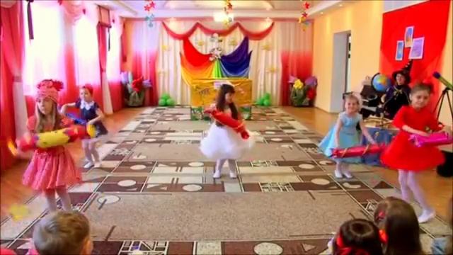 Танец _Конфеты_ в детском саду.mp4 смотреть онлайн