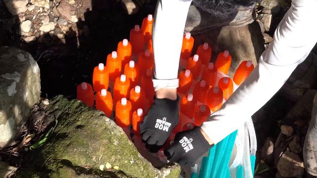 【無職サバイバル】連結灯油ポンプで水路に滝を作ってクジラのため池を満タンにする【限界集落で無職になる＃36】 смотреть онлайн