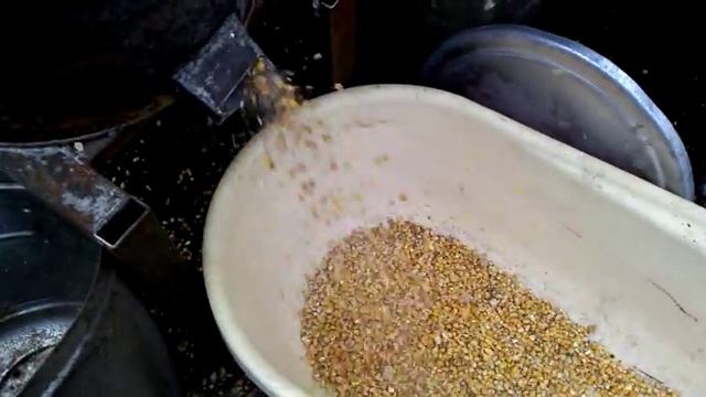 кукурузалущилка своими руками очень быстрая и качественная лущение смотреть онлайн