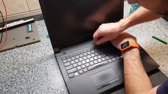 Как легко и быстро снять любую клавиатуру на ноутбуке смотреть онлайн