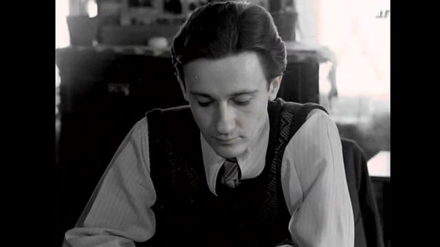 Олег Меньшиков || Young and beautiful смотреть онлайн