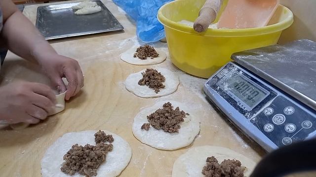 Пирожки с МЯСОМ| красивое плетение. #выпечка#кулинария# смотреть онлайн