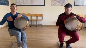 Игра на армянском барабане / тренировка элементов
