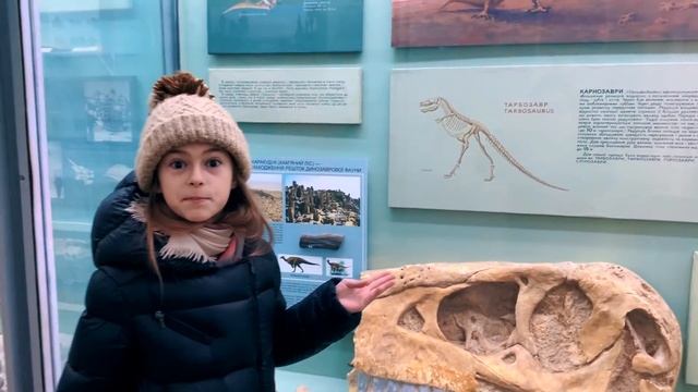 ПОЧЕМУ Я ЖИВУ БЕЗ РОДИТЕЛЕЙ В 10 ЛЕТ? ► ВЫПОЛНЯЮ ЗАДАНИЯ смотреть онлайн