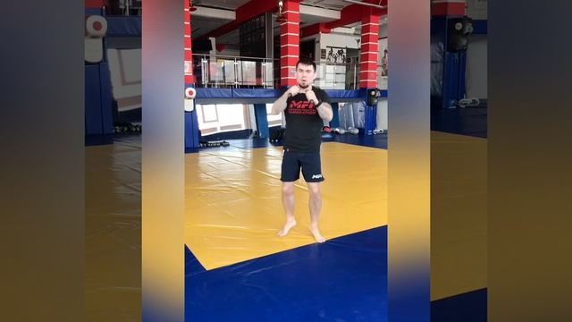 Тренировка по единоборствам от Евгения Рязанова