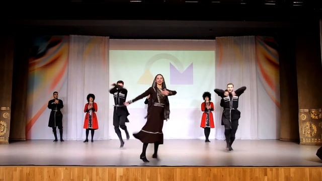 Народный самодеятельный коллектив ансамбль грузинского танца «Имеди» смотреть онлайн