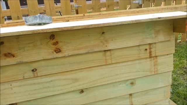 How To Build a Dog House Out of Fence Pickets смотреть онлайн
