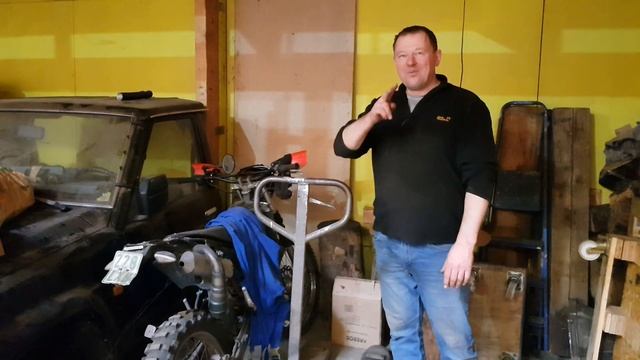 Карона Вирус каникулы чем мы занимаемся обзор гаража Corona Virus wie überleben wier das смотреть онлайн