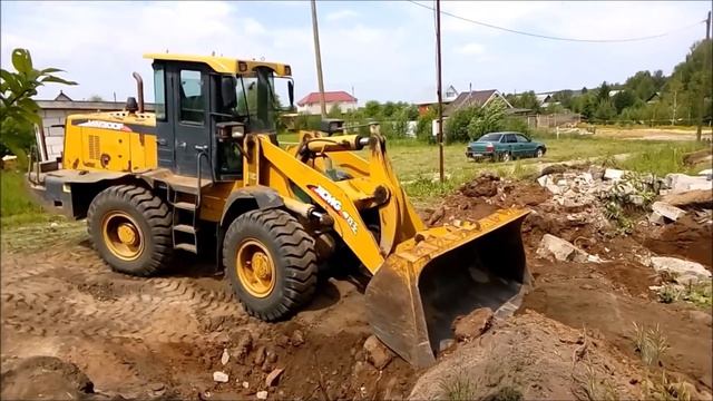 Фронтальный погрузчик LW300F ломает старый фундамент смотреть онлайн