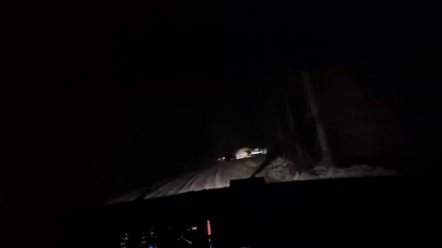 POV Ford Sierra 2.0 DOHC Drifting on snowy road! 4 cars on the line! смотреть онлайн