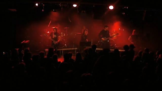 Intro & Make Me Wanna Die The Pretty Reckless CEM rock 2021 смотреть онлайн