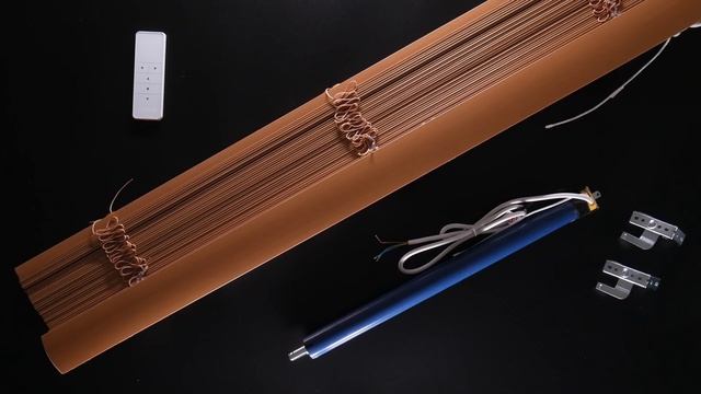 Деревянные горизонтальные жалюзи WOOD с электроприводом смотреть онлайн