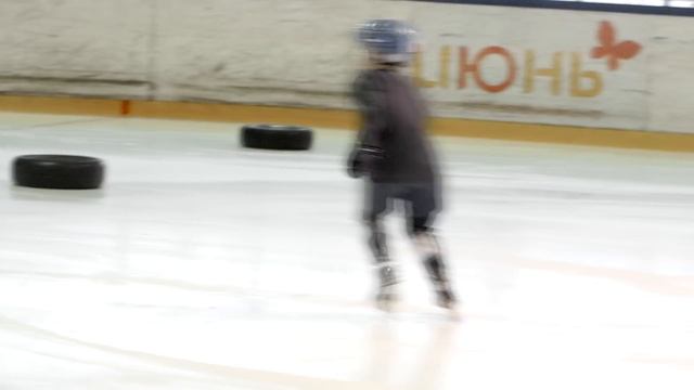 Хоккейная тренировка. Упражнение "Улитка". Как выполнять правильно. Hockey Way. смотреть онлайн