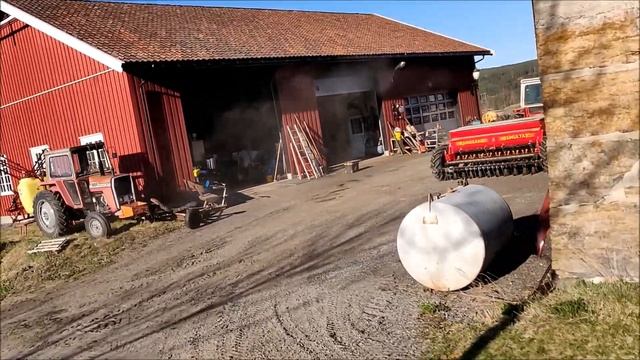 Volvo 144 1969 first start after 30 years смотреть онлайн