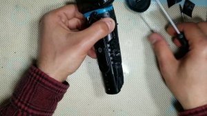 Braun Series 5 Razor Disassembly / Battery problem