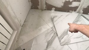 Как отрезать плитку в углу