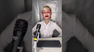 Помощник Олеса против Сири! Приключения Светы! Все серии! Страшилки от Светы #shorts