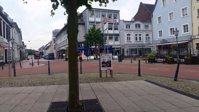 Rathaus(Townhall) area Rheinberg ,NRW, Germany смотреть онлайн