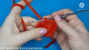 Плоское сердечко крючком из плюшевой пряжи для декора игрушек, одежды и в качестве Валентинки