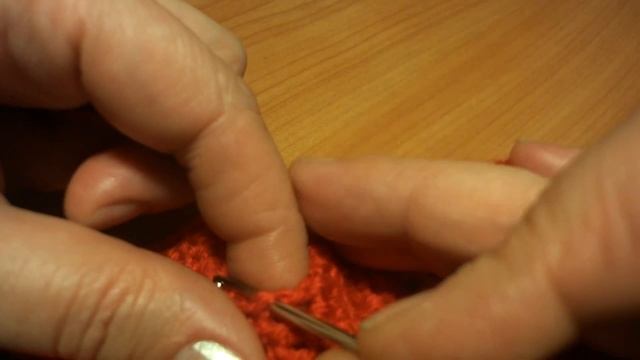 ВАРЕЖКИ "Божьи коровки" Вязание крючком MITTENS made CROCHET смотреть онлайн
