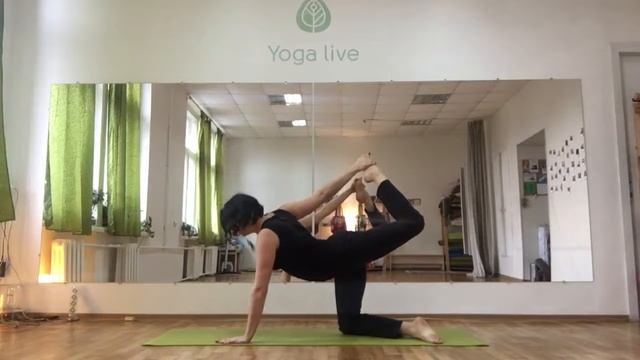 Йога для начинающих: спина. 20 минут смотреть онлайн