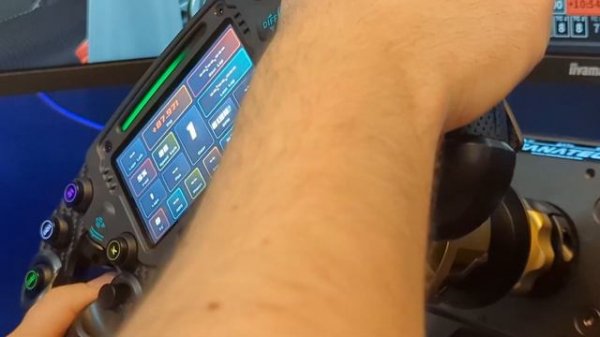 Moza Universal Hub Review - Moza FSR Wheel on a Fanatec DD1