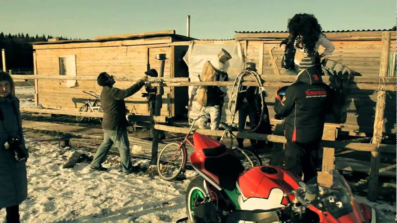 YMS_BackStage_calendar.mp4 смотреть онлайн