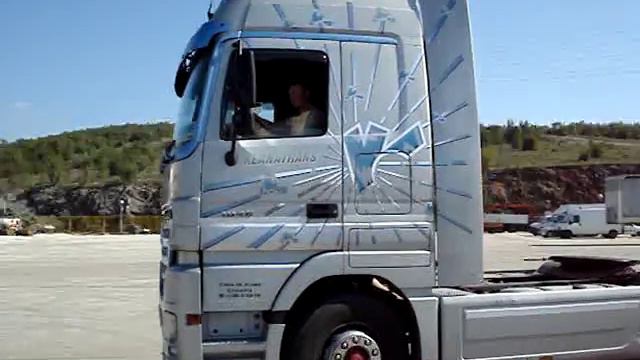 Mercedes Actros ,,Blue Star,,-Klanatrans.MPG смотреть онлайн