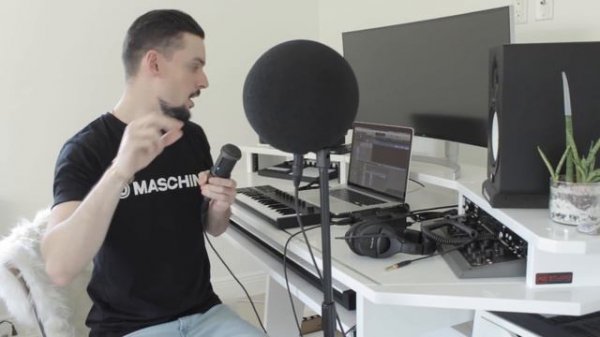 Recording Vocals On the New Native Instruments Komplete Audio 2 Interface