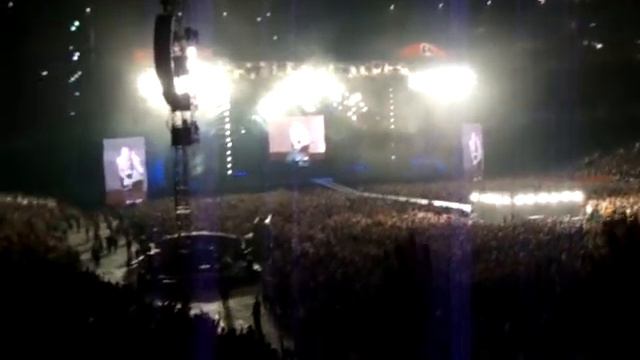 Angus Young -solo na gitari live смотреть онлайн