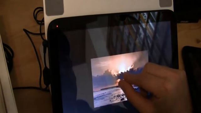WeTab Rev. 2.0 MeeGo Tablet Review смотреть онлайн