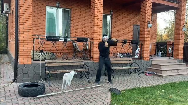 Станислав Лутай 49 лет. Круговая тренировка. смотреть онлайн