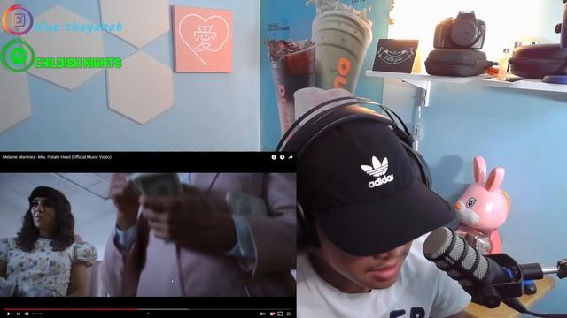 Late Night Talk | Melanie Martinez - Mrs. Potato Head | BLUE React смотреть онлайн