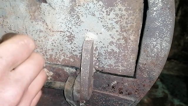 Как растопить любую печь всего одной пробкой бензина.. смотреть онлайн