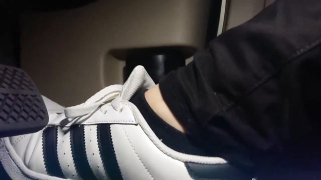 Sneaker Pedal Pumping 469