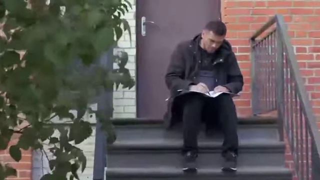 Отрывок из фильма Свой. смотреть онлайн