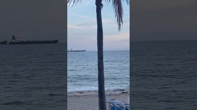 Атлантический океан перед закатом смотреть онлайн