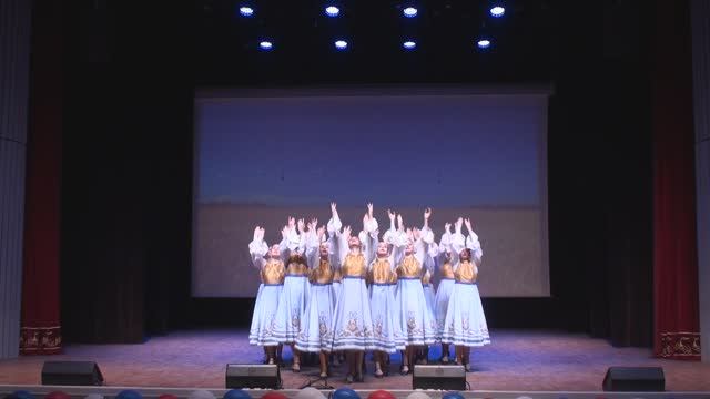 За тихой рекой смотреть онлайн