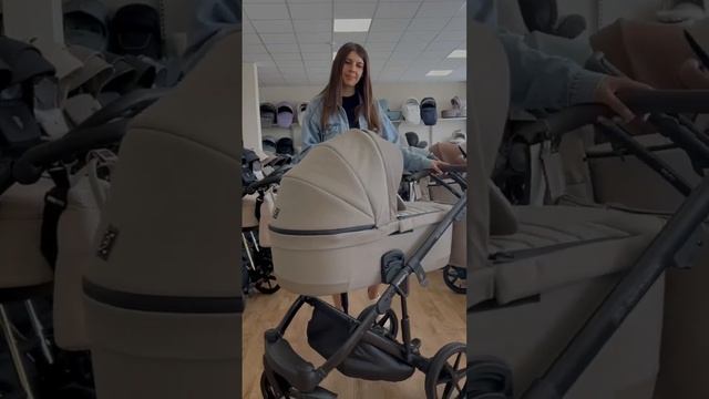 Легкая коляска с термолюлькой и компактным складыванием - Adamex Marco смотреть онлайн