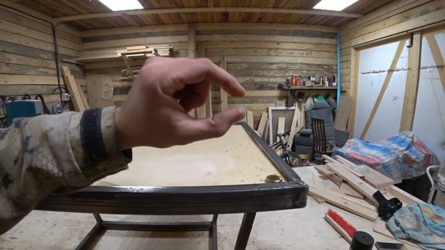 Стол из ПИВНЫХ ПРОБОК и эпоксидной смолы. YouTube столярка смотреть онлайн