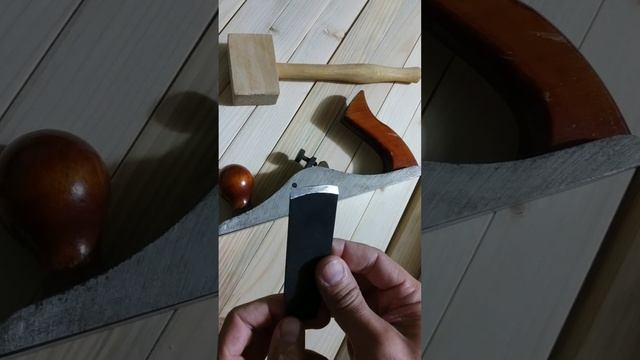 Як нагострити лезо столярного рубанка шерхебеля? смотреть онлайн