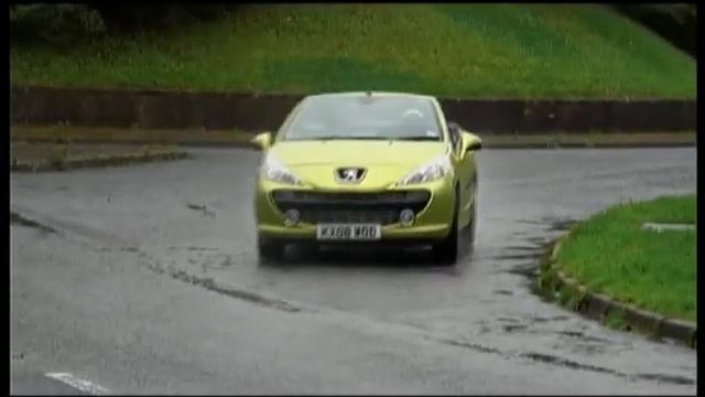 The Fast Lane essai Peugeot 207 CC смотреть онлайн