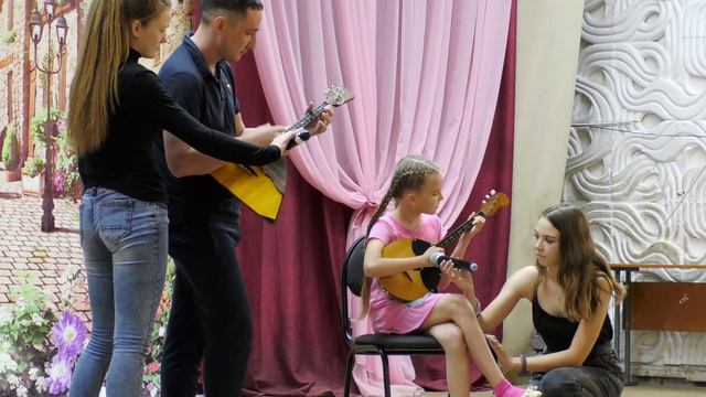 2019 06 24 Орбита Таланты 7 отряд, домра, «В траве сидел кузнечик» Ксения Сидорова смотреть онлайн