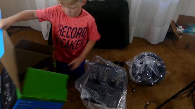 Unboxing the Logitech G920 Dual-Motor Feedback Driving Racing Wheel ( No Review ) смотреть онлайн