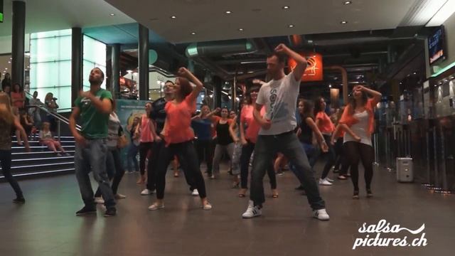 Streetdance 2 3D Flashmob @ Cinedome St. Gallen смотреть онлайн