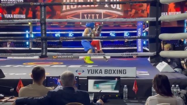 Маленький чеченский боксёр в синем? будущий олимпийский чемпион Байсангур Исаев смотреть онлайн
