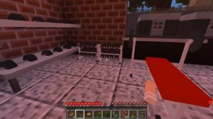 НАШЛА СВОЮ МАМУ В МАЙНКРАФТ ! Жизнь Вредины