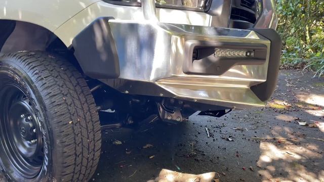 New 2021 Toyota Hilux Extra Cab 4X4 смотреть онлайн