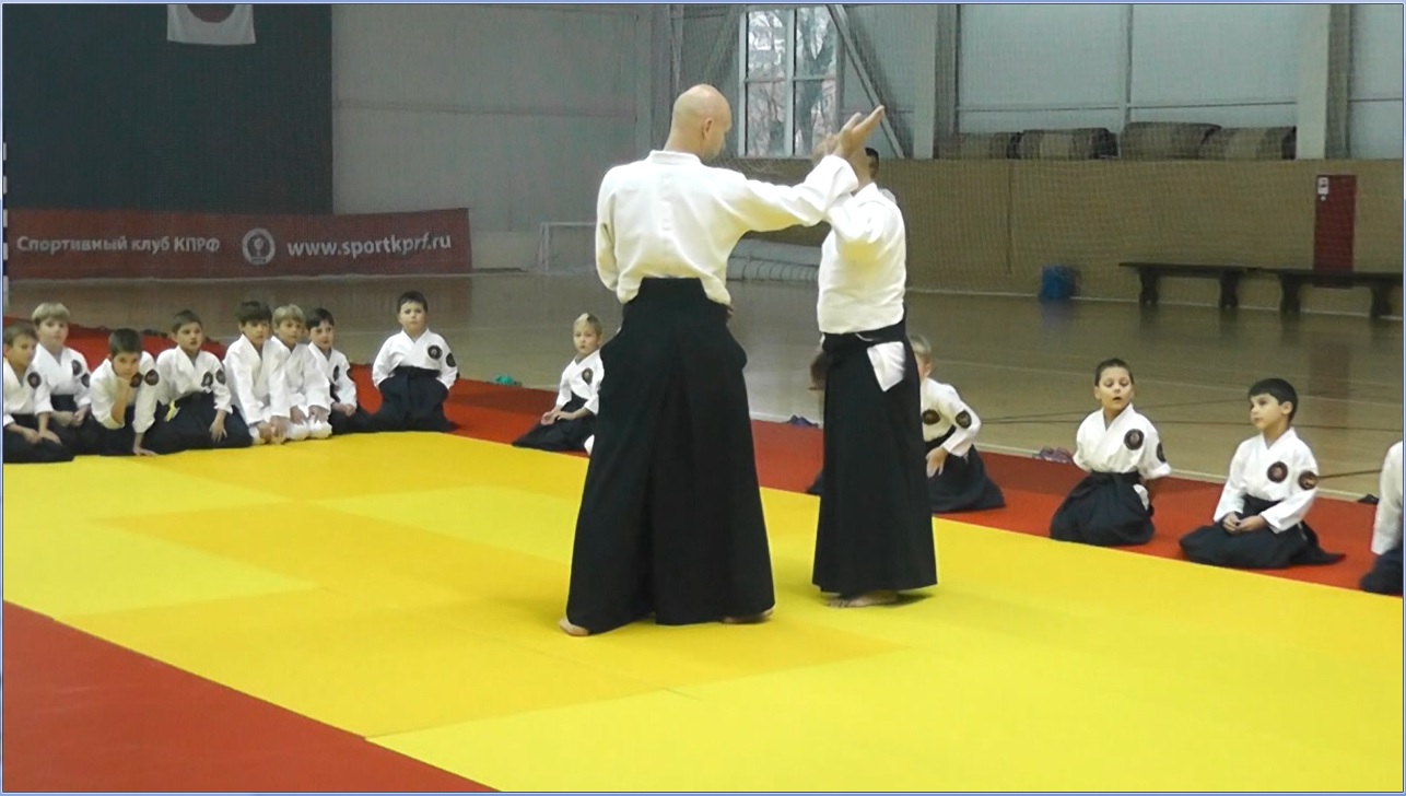 Айкидо. Такаси Куроки (10.2016; семинар).avi